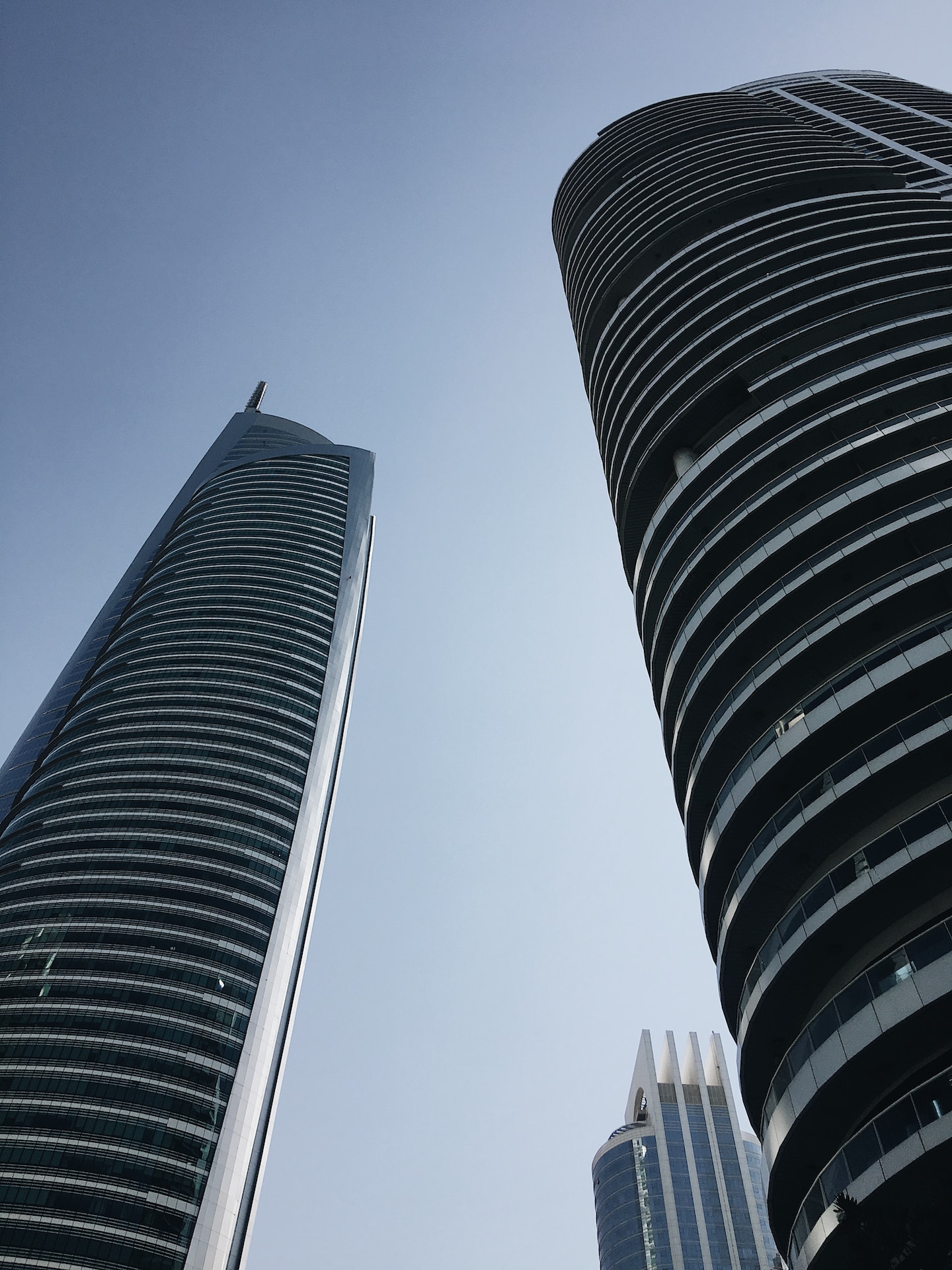 Do real estate agents make a lot in Dubai?